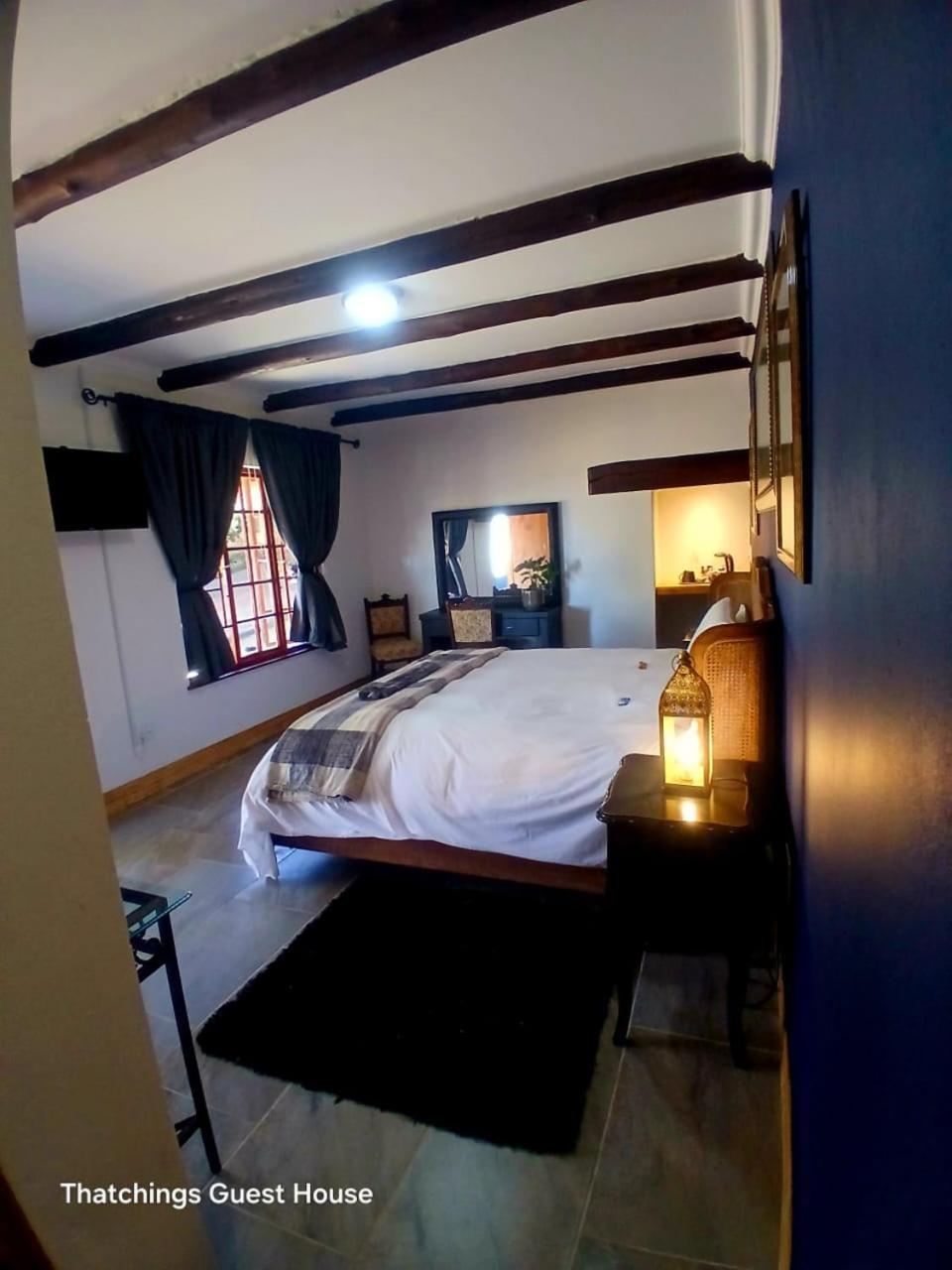 Thatchings Bed And Breakfast Nottingham Road Ngoại thất bức ảnh