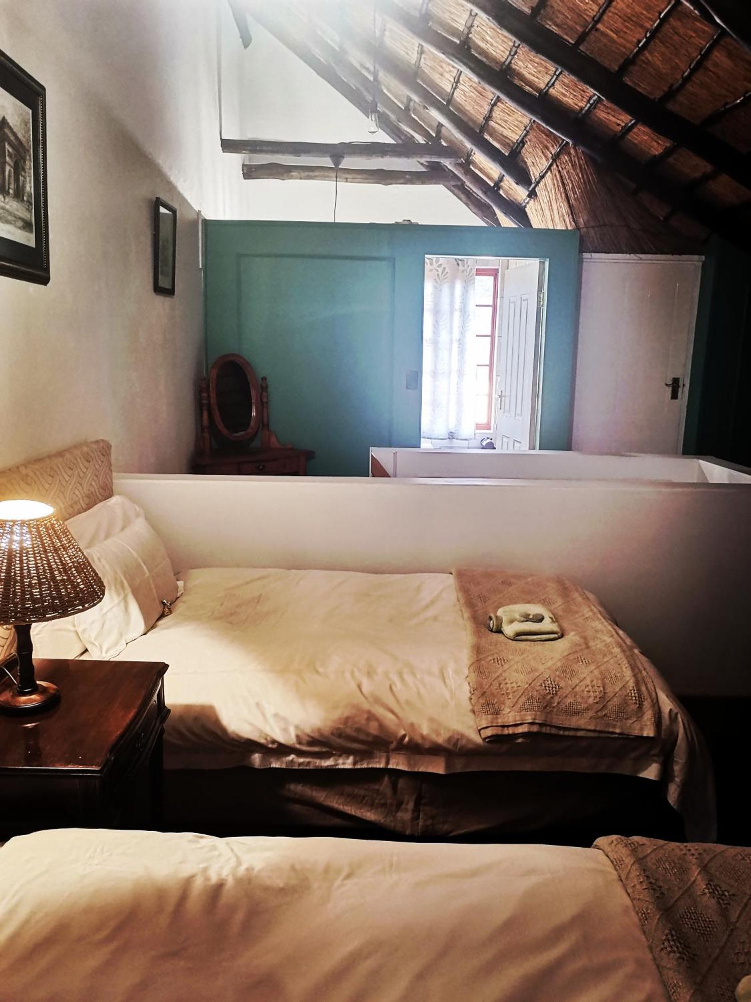 Thatchings Bed And Breakfast Nottingham Road Ngoại thất bức ảnh